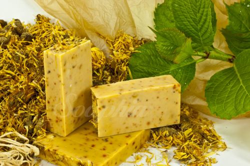 Soaphia Natural Handmade Marigold Tagetes Soap